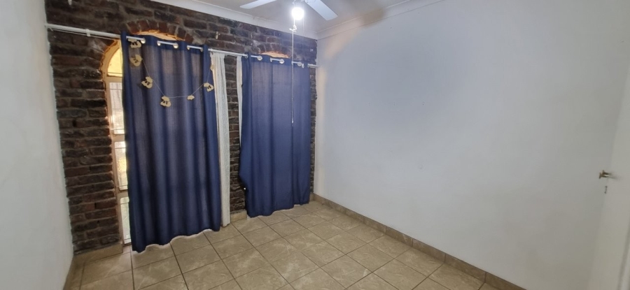 5 Bedroom Property for Sale in Krokodildrift A H North West